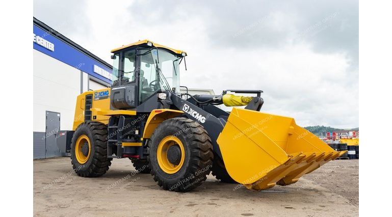 Фронтальный погрузчик XCMG ZL40RU